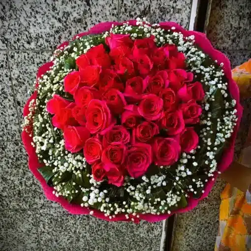 The Oasis of Roses Bouquet - Approx. 50 Roses - Image 6