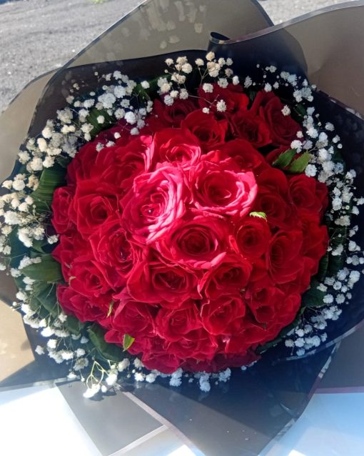 The Oasis of Roses Bouquet - Approx. 50 Roses - Image 3