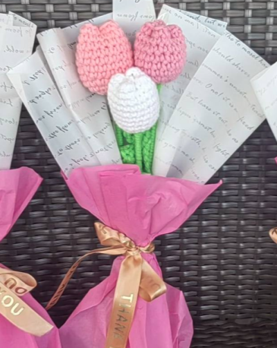 Local Handmade Crochet 3 Tulips Bouquet