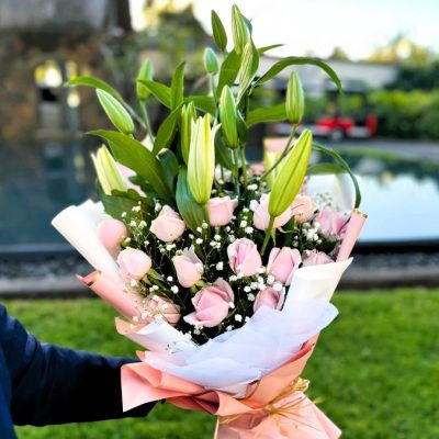 Blushing Grace - 10 Roses & 3 Lilies Bouquet