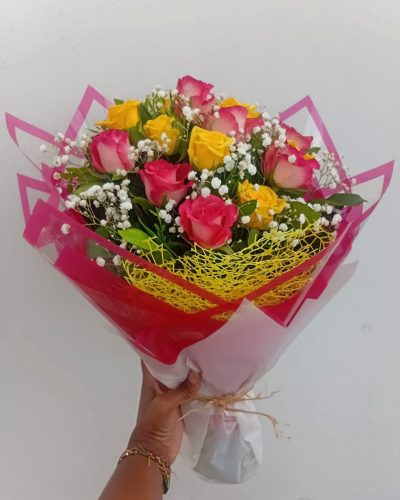 Love in Two Tones Roses Bouquet