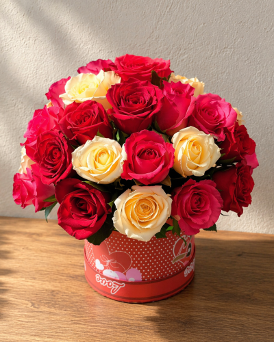 Velour Amour Box of Roses